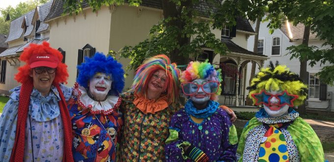 2019 Unionville Festival Parade, 2019 June 01, Scarborough Corp of clowns Junebug, Bobbo, Jill, x, and xx